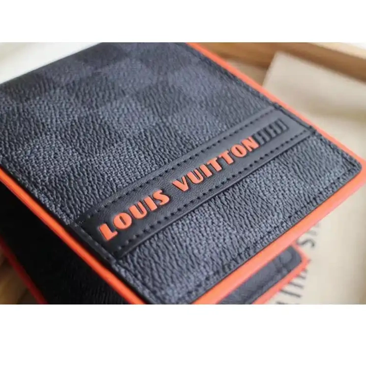 Official Brother Sam 19T1L0306 Bags LV 0714